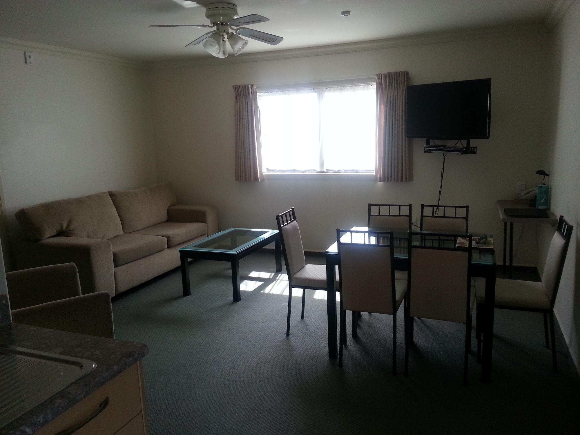 Stay 280 & Stay 284 Rotorua - Refurbished Modern Accommodation Exterior photo