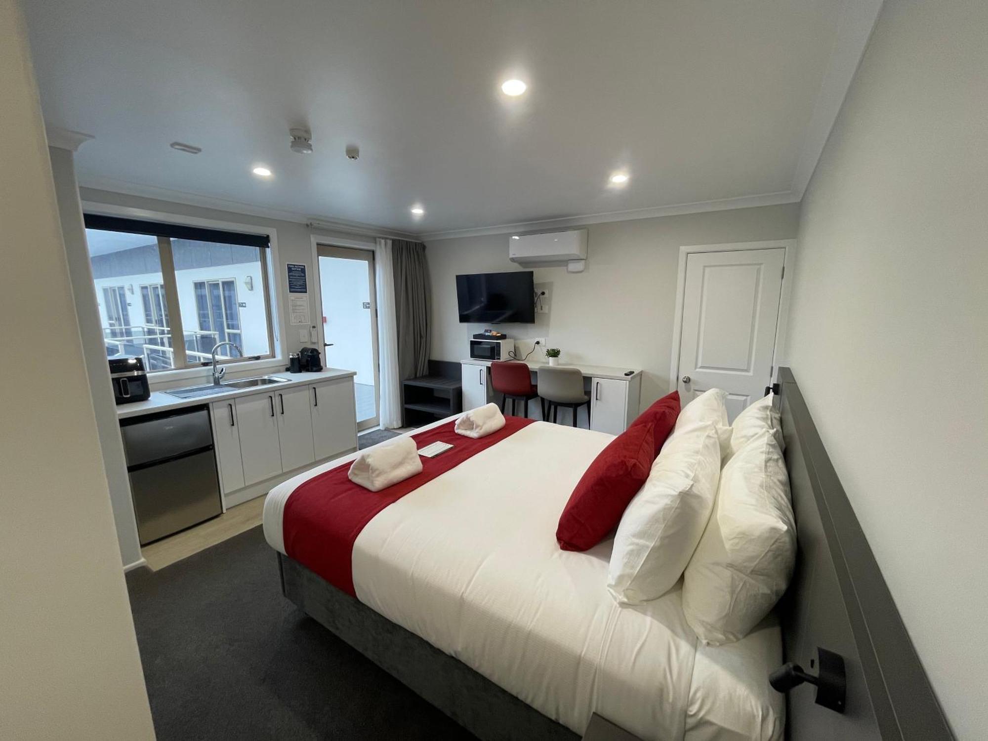 Stay 280 & Stay 284 Rotorua - Refurbished Modern Accommodation Room photo