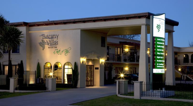 Stay 280 & Stay 284 Rotorua - Refurbished Modern Accommodation Exterior photo