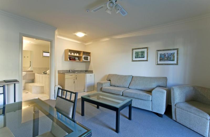 Stay 280 & Stay 284 Rotorua - Refurbished Modern Accommodation Exterior photo