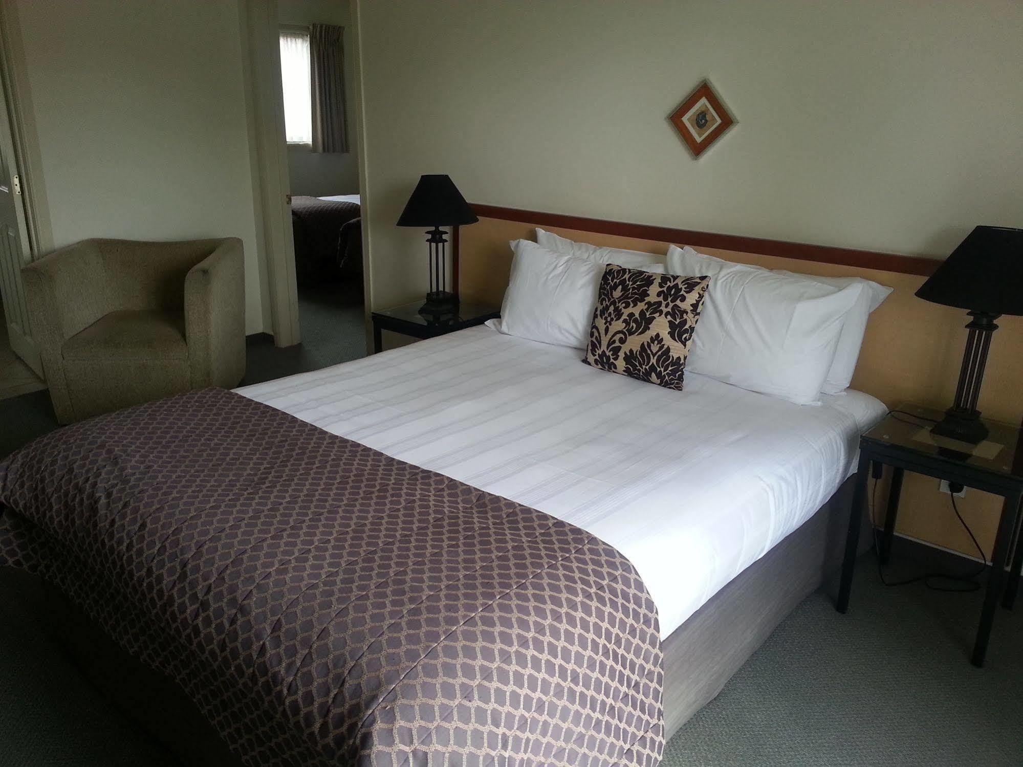 Stay 280 & Stay 284 Rotorua - Refurbished Modern Accommodation Exterior photo