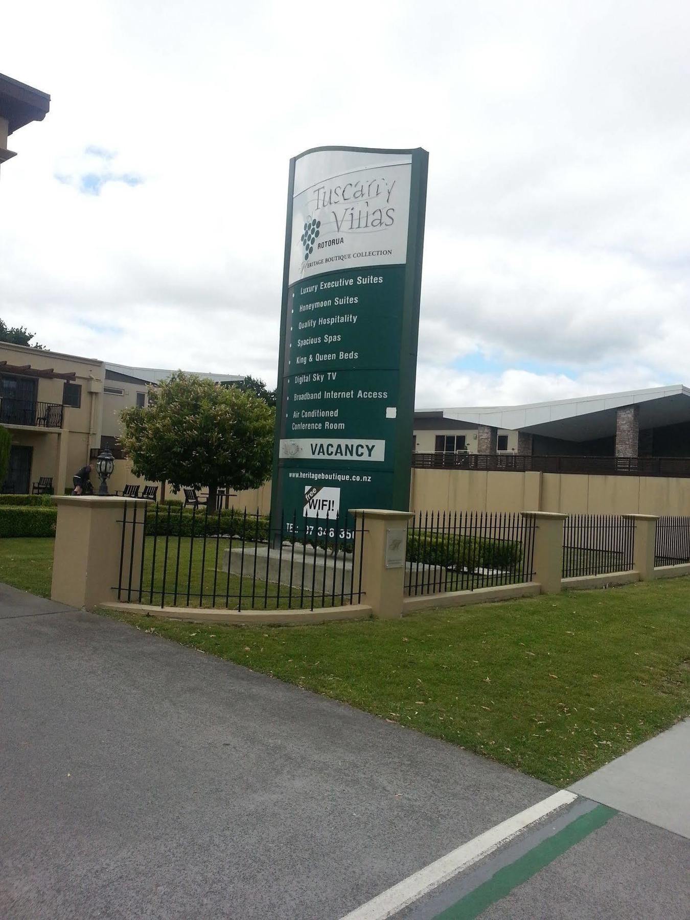Stay 280 & Stay 284 Rotorua - Refurbished Modern Accommodation Exterior photo